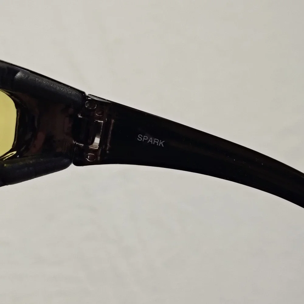 Bell Spark Sunglasses Black Yellow Tinted Padded Cycling Moto Nighttime